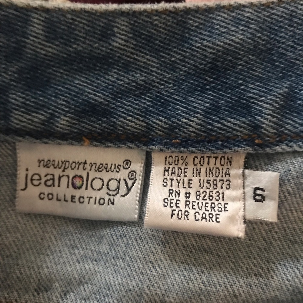 Embroidered Jeans with Floral Accents - Picture 2 of 6